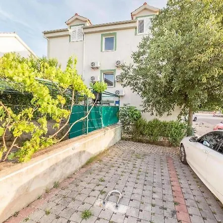 Luna 아파트 *